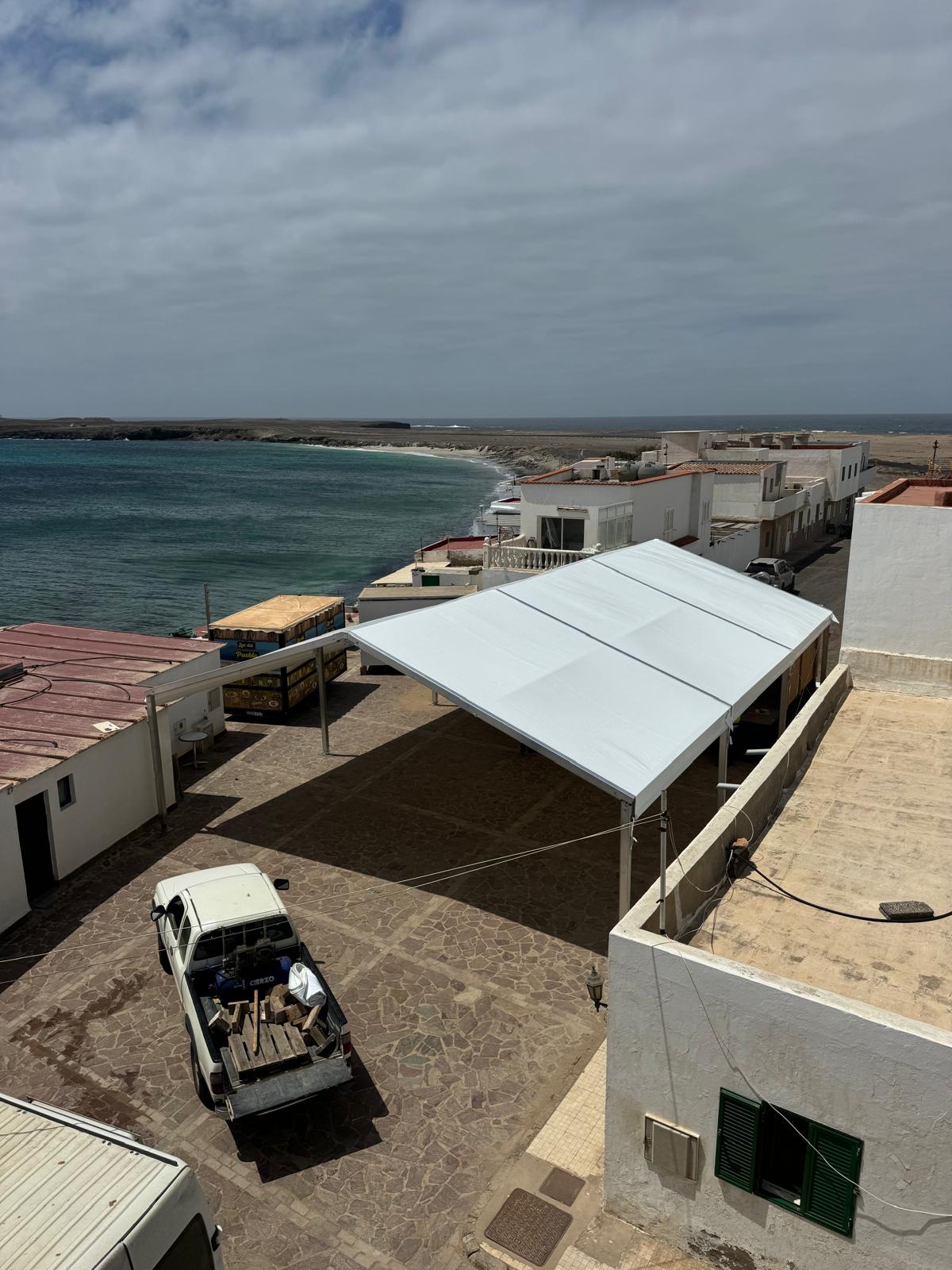 El Ayuntamiento de Pájara instala una carpa en Punta de Jandía para eventos municipales y culturales